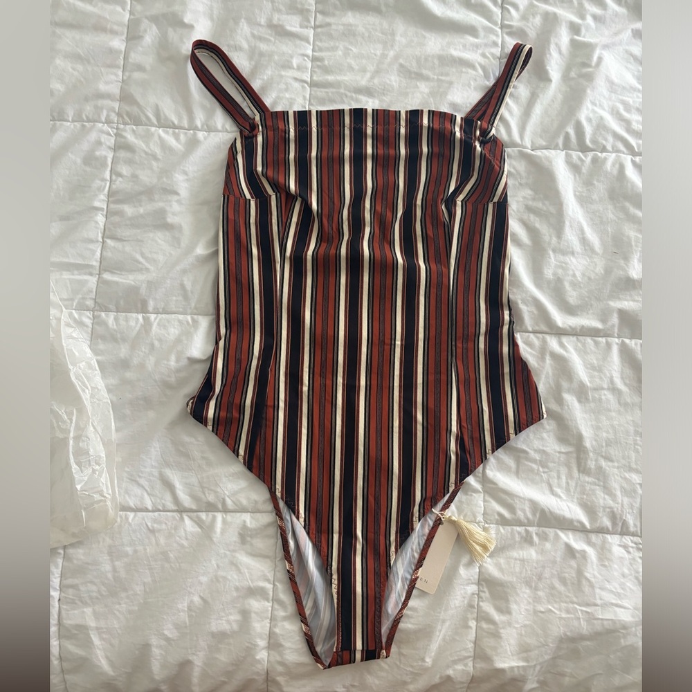 Doen bathing suit